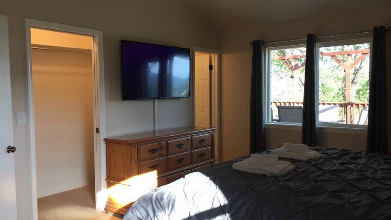 Photo of Bathroom in Cheyenne Meadows