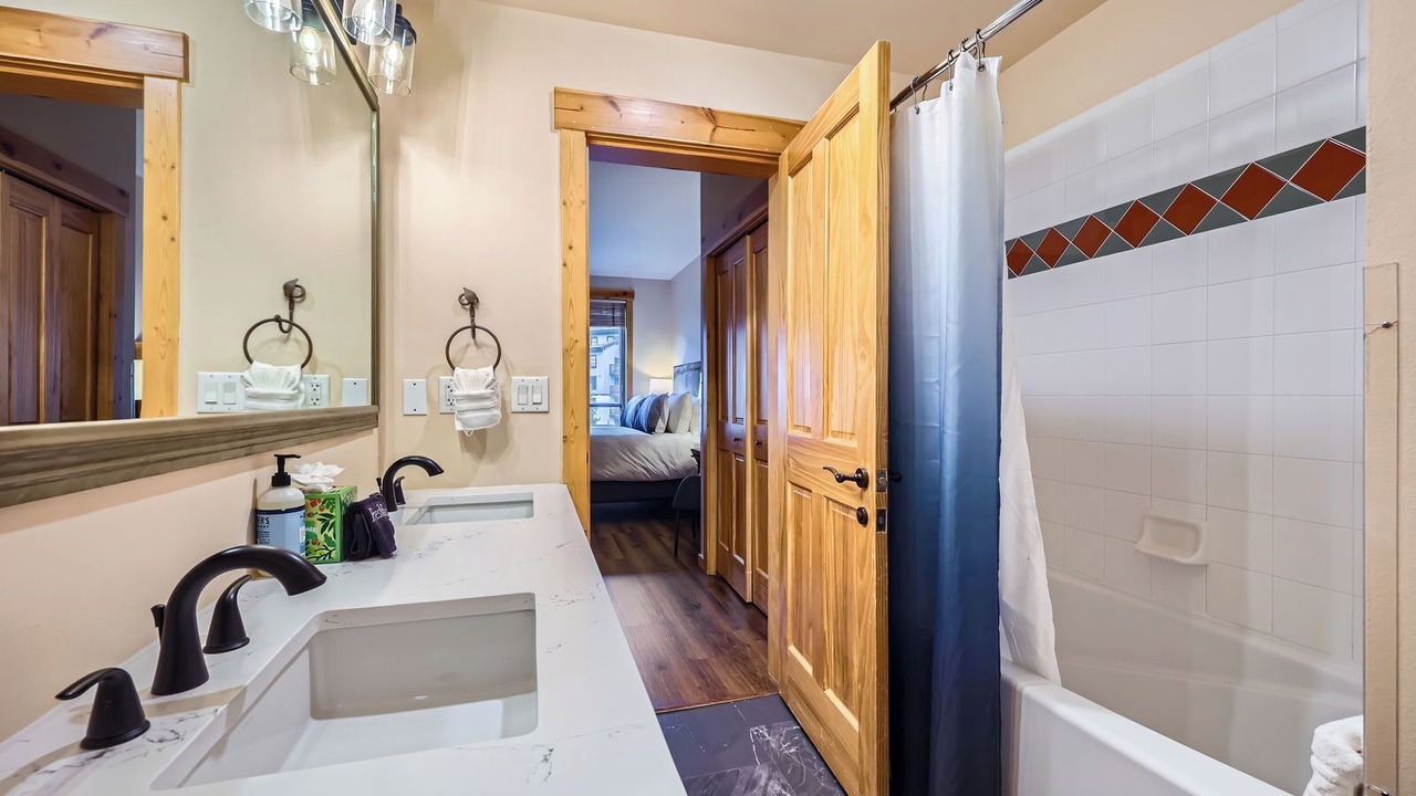 Photo of Bathroom in Copper Mountain Village