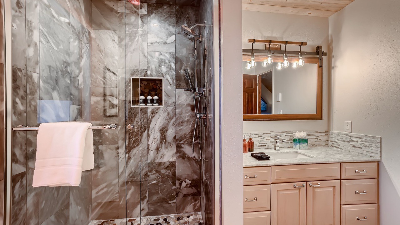 Photo of Bathroom in Forest Hills