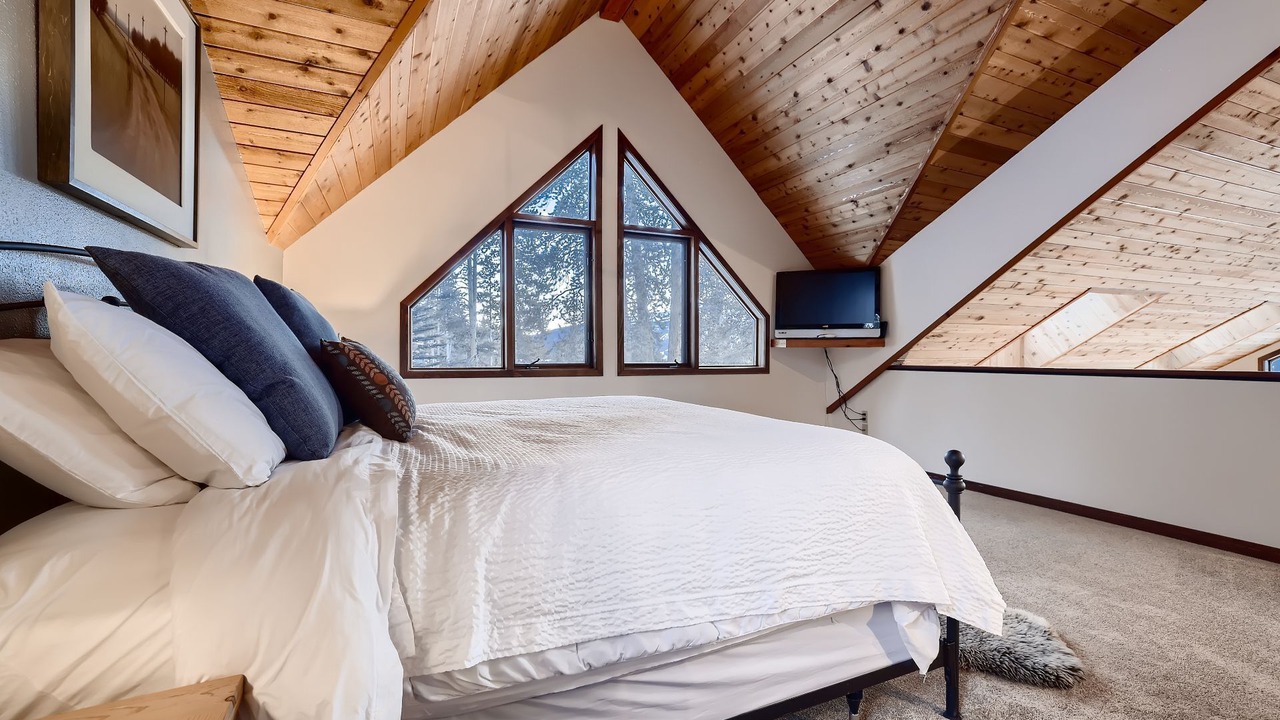 Photo of Bedroom in Forest Hills