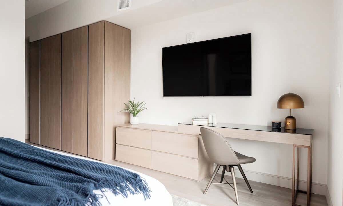 Photo of Bedroom in Jefferson Park