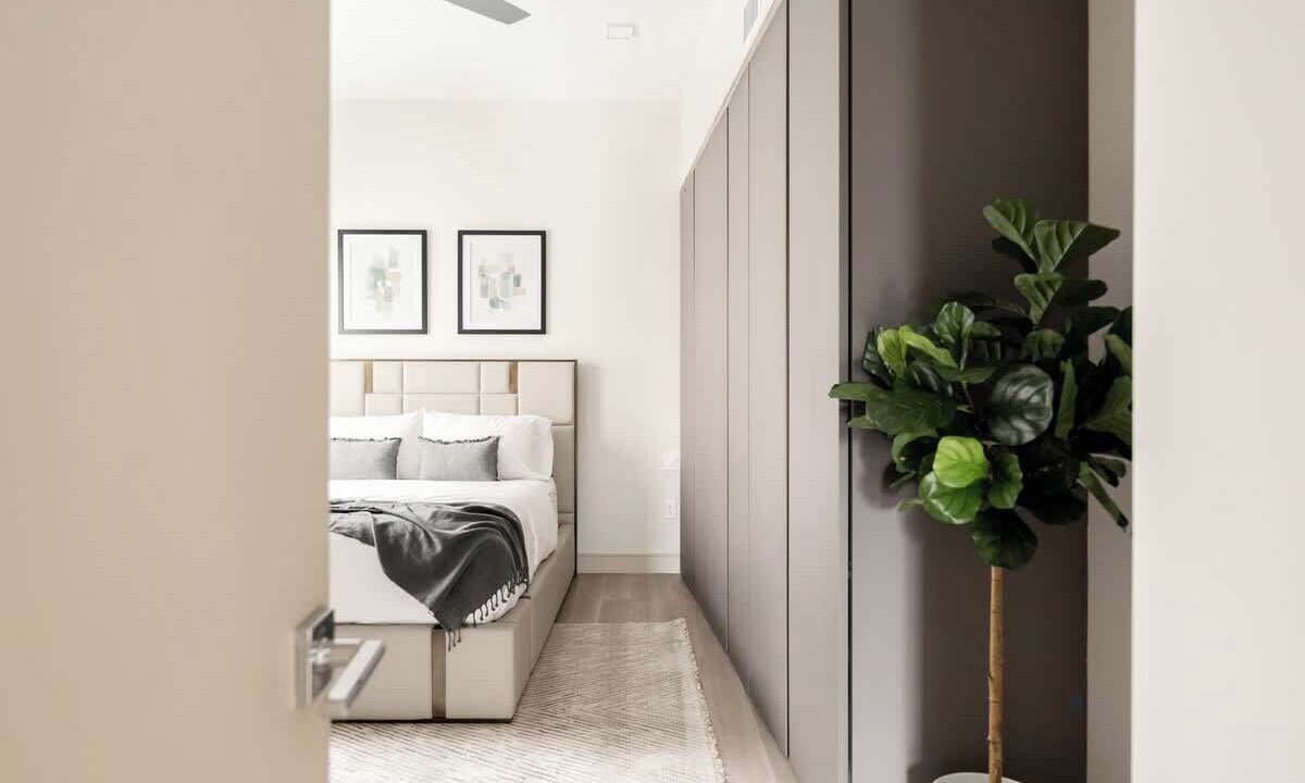 Photo of Bedroom in Jefferson Park