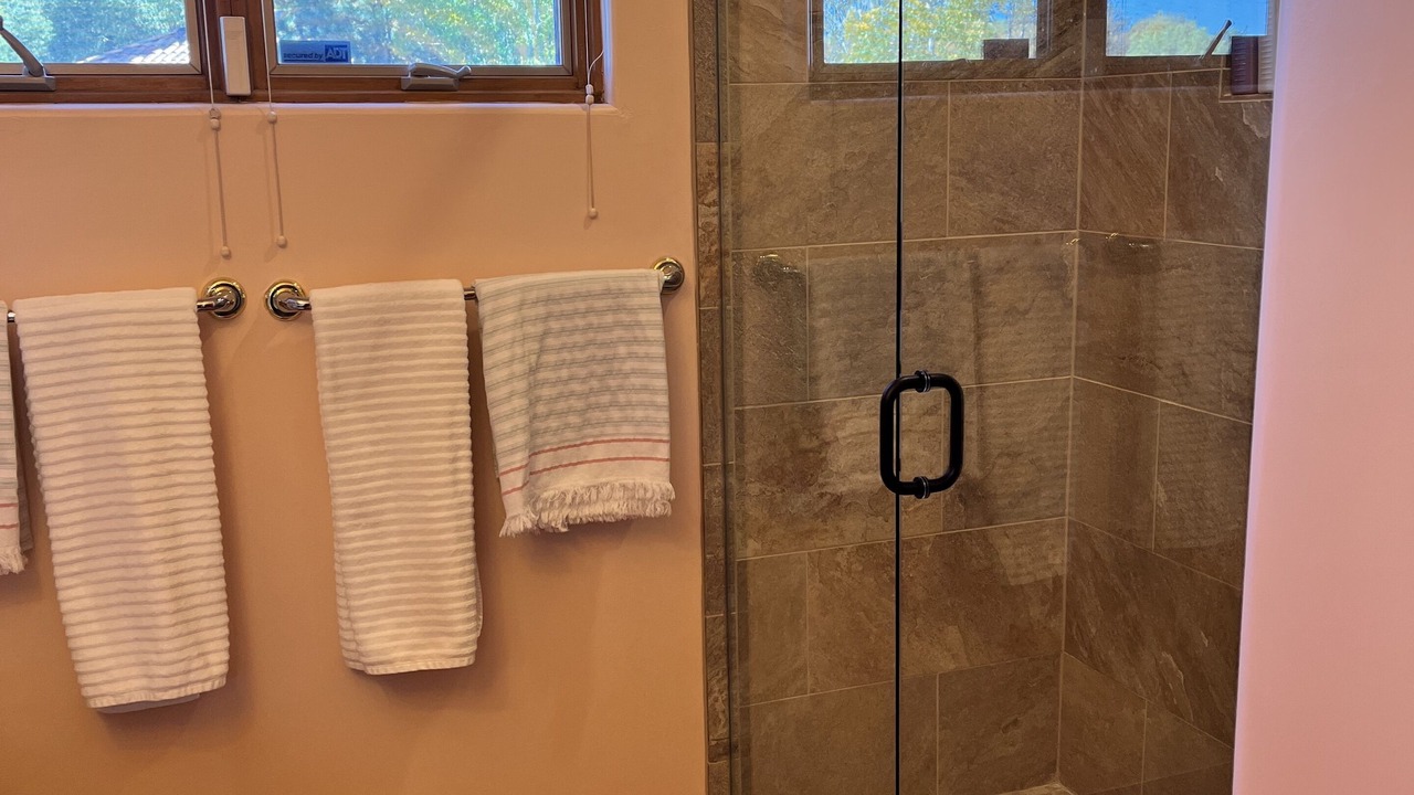 Photo of Bathroom in Skyway