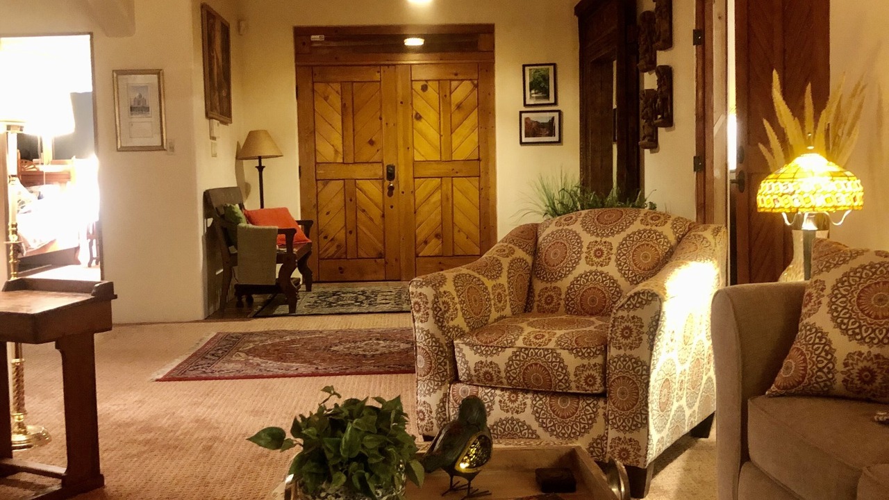 Photo of Livingroom in Skyway