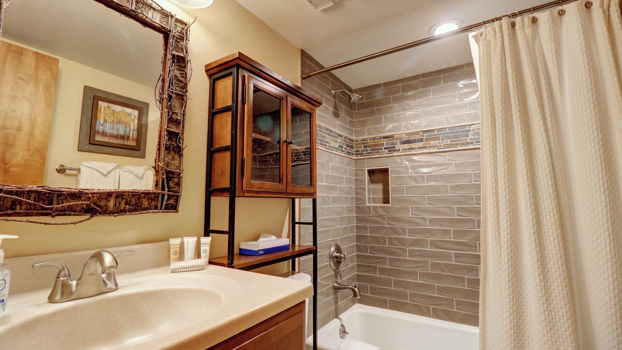 Photo of Bathroom in Copper Mountain Village