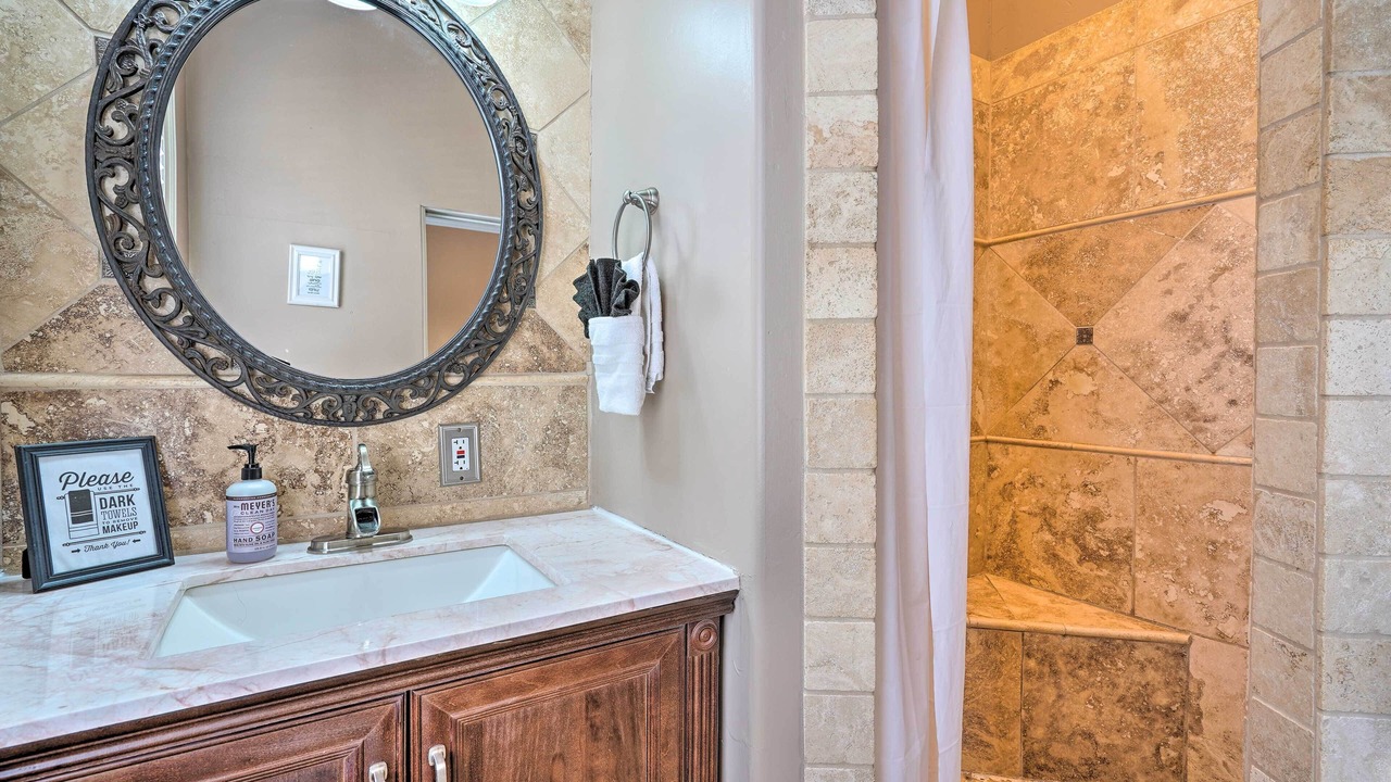 Photo of Bathroom in Canon City