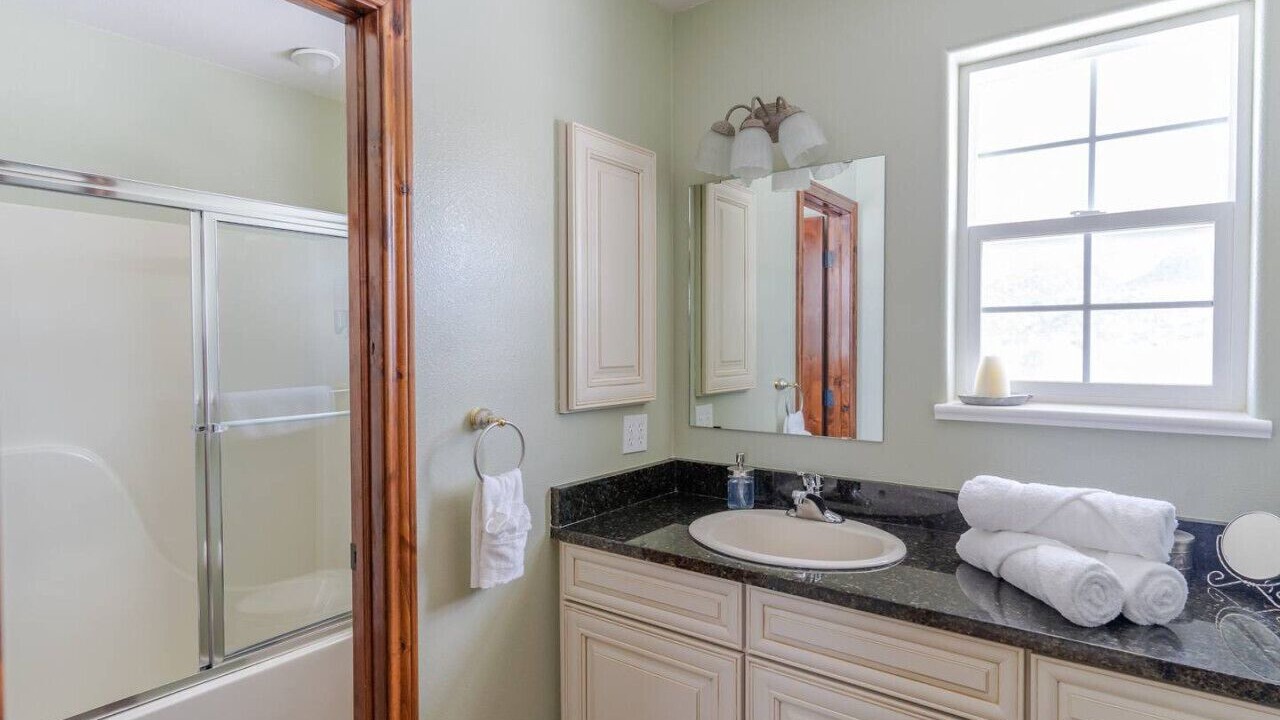 Photo of Bathroom in Mesa