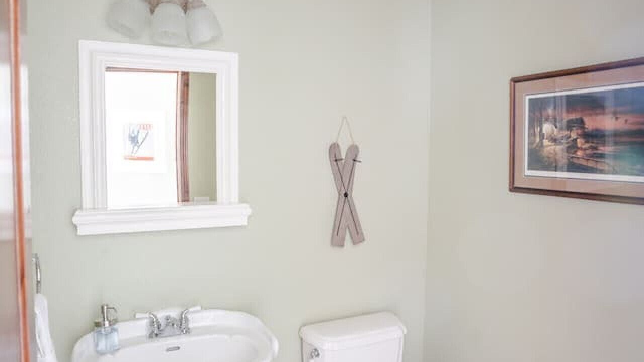 Photo of Bathroom in Mesa