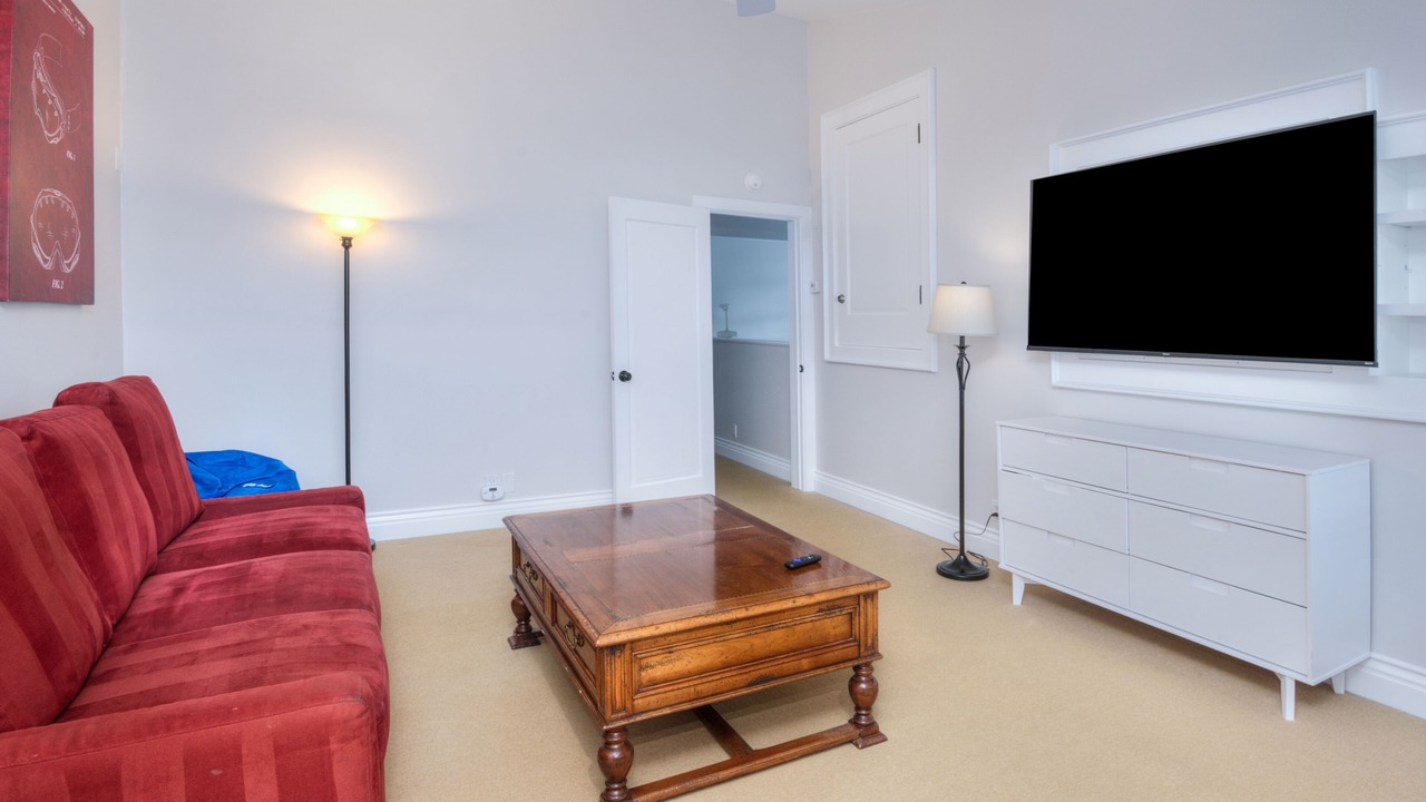 Photo of Livingroom in Intermountain