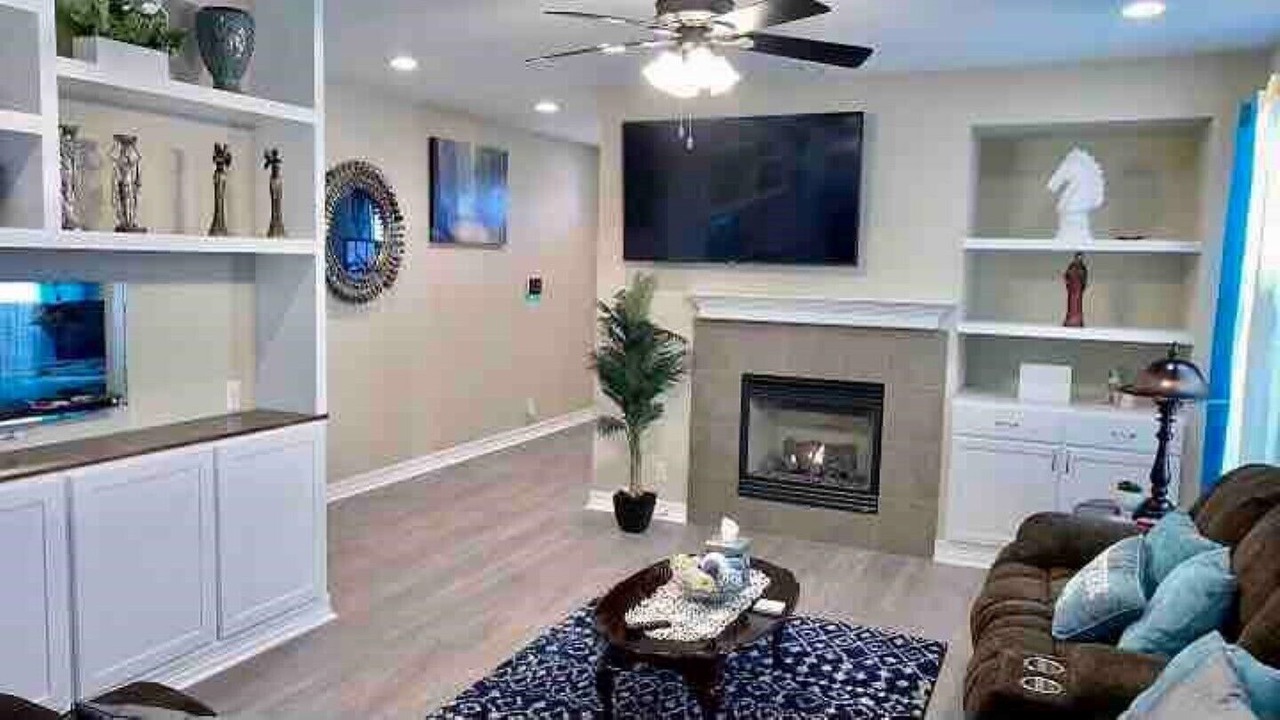 Photo of Livingroom in Gateway