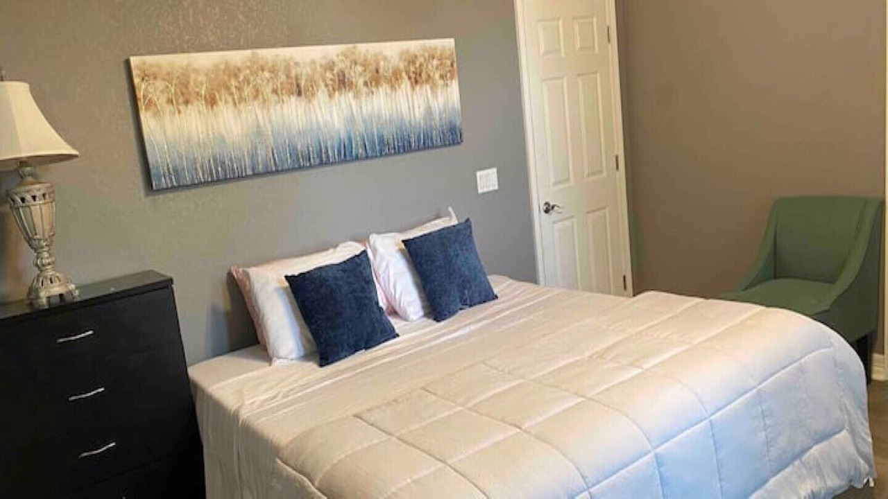 Photo of Bedroom in Gateway