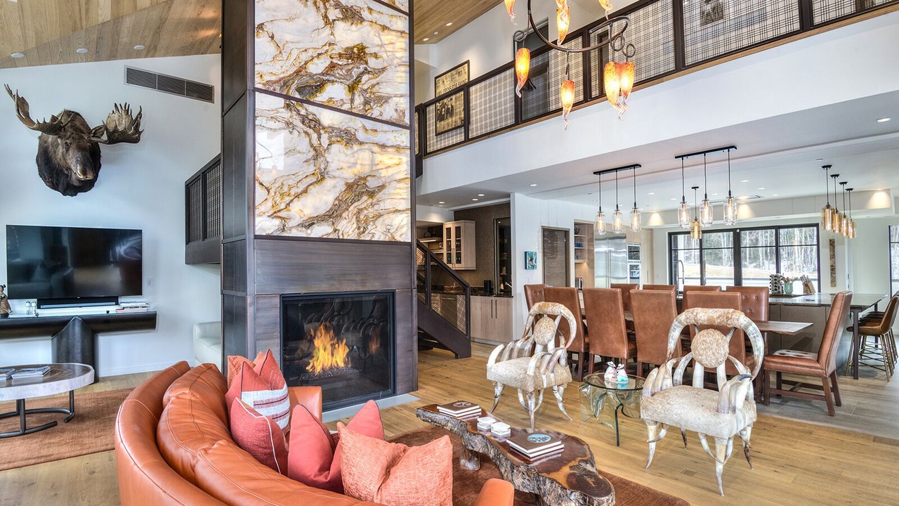 Photo of Livingroom in Golden Peak