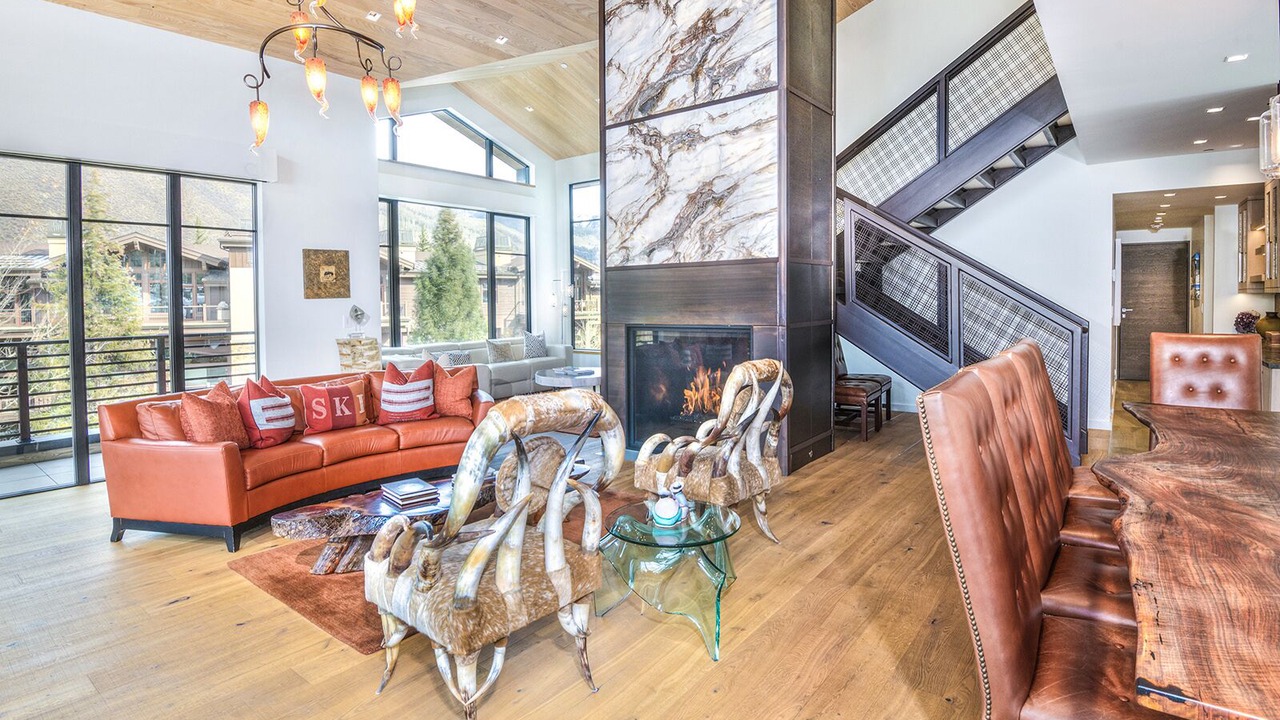 Photo of Livingroom in Golden Peak