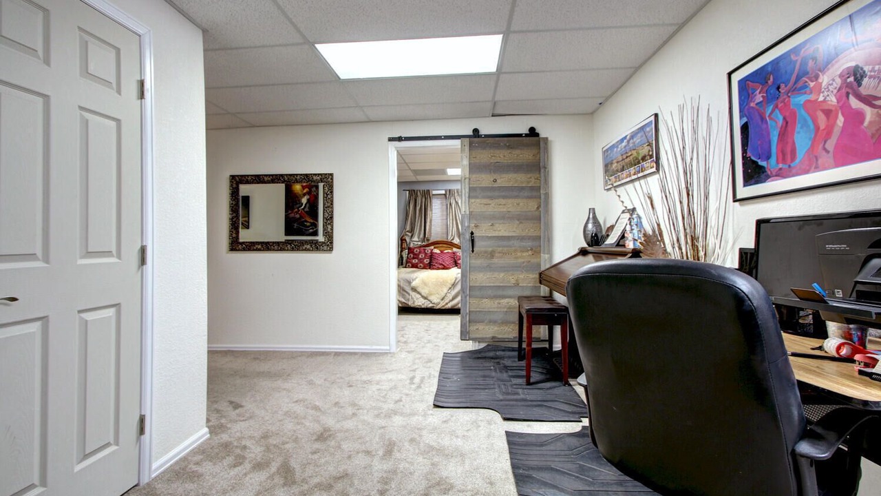Photo of Bedroom in Aurora