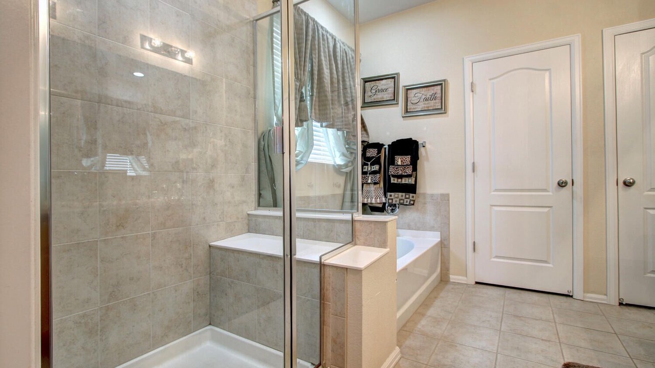 Photo of Bathroom in Aurora
