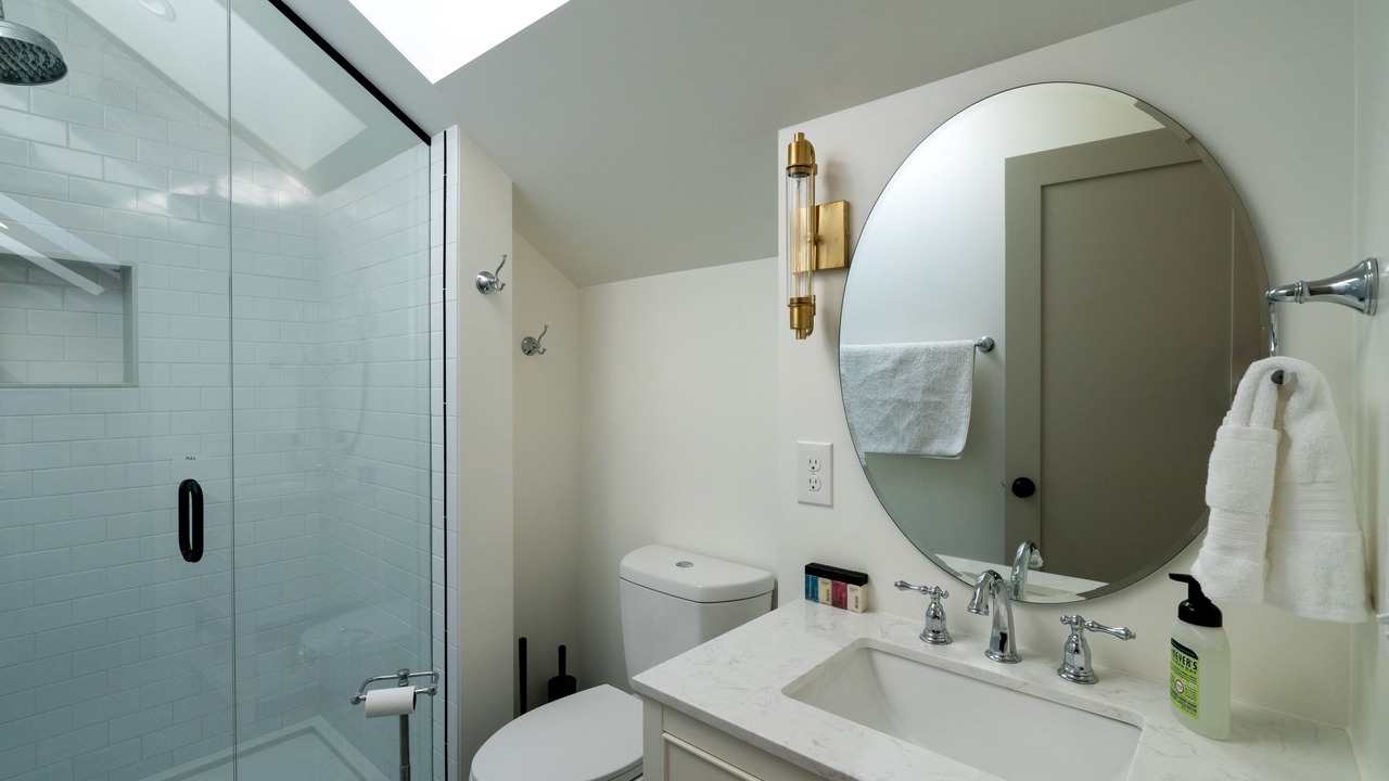Photo of Bathroom in Baker