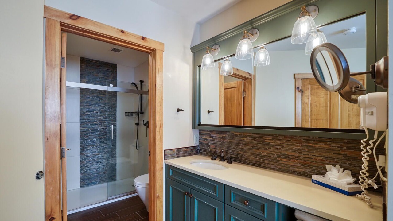 Photo of Bathroom in Dillon