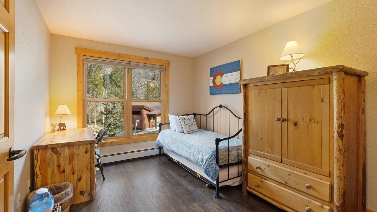 Photo of Bedroom in Keystone