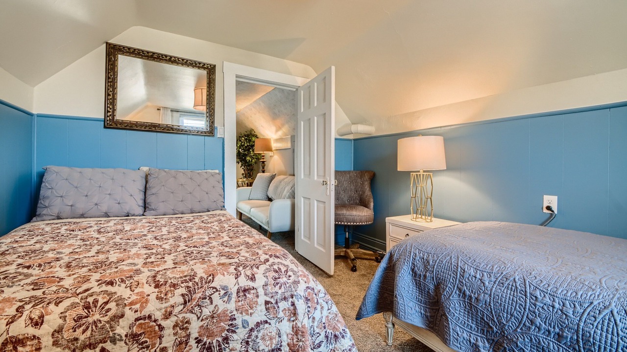 Photo of Bedroom in Lincoln Park