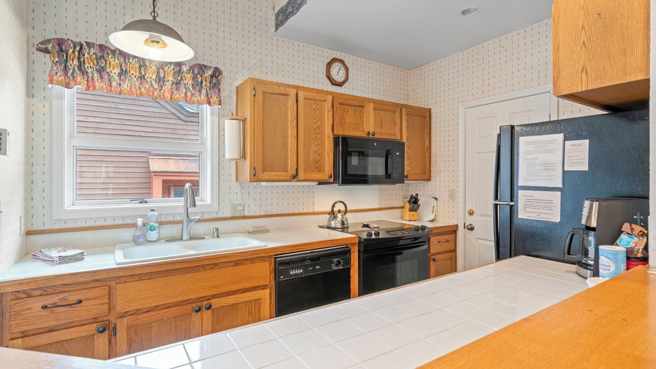 Photo of Kitchen in Columbine Lake