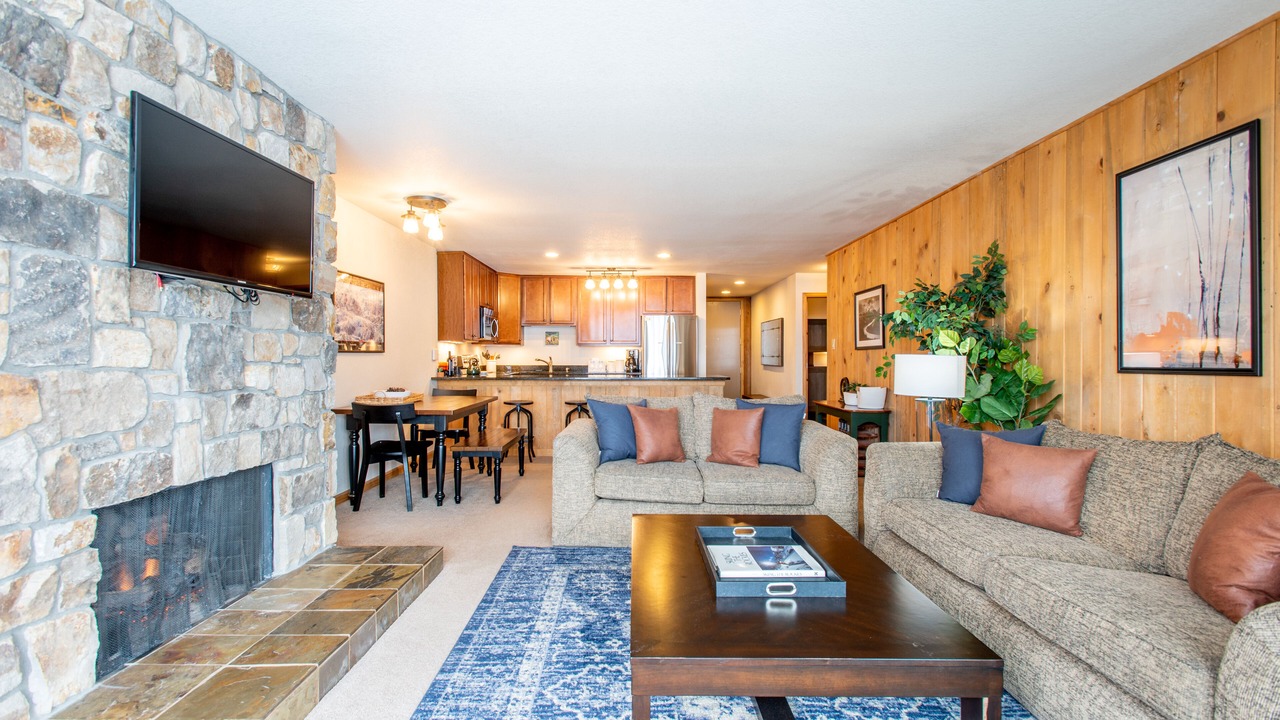Photo of Livingroom in Copper Mountain Village
