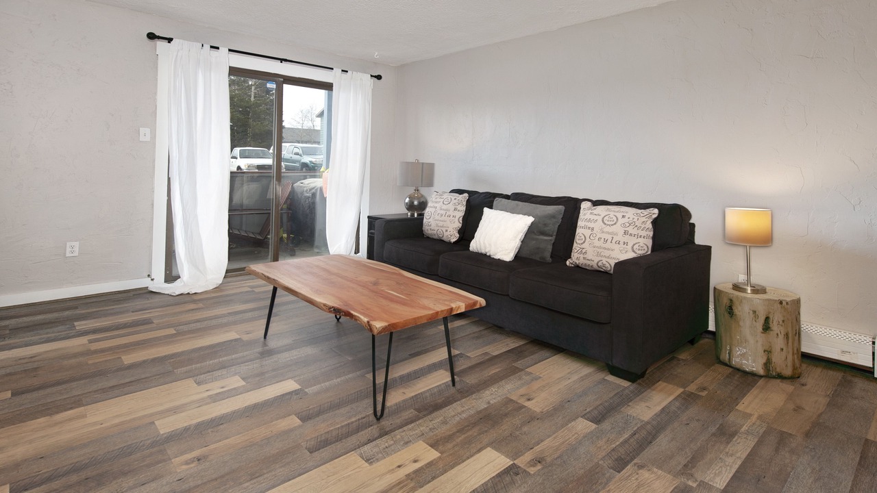 Photo of Livingroom in Dillon