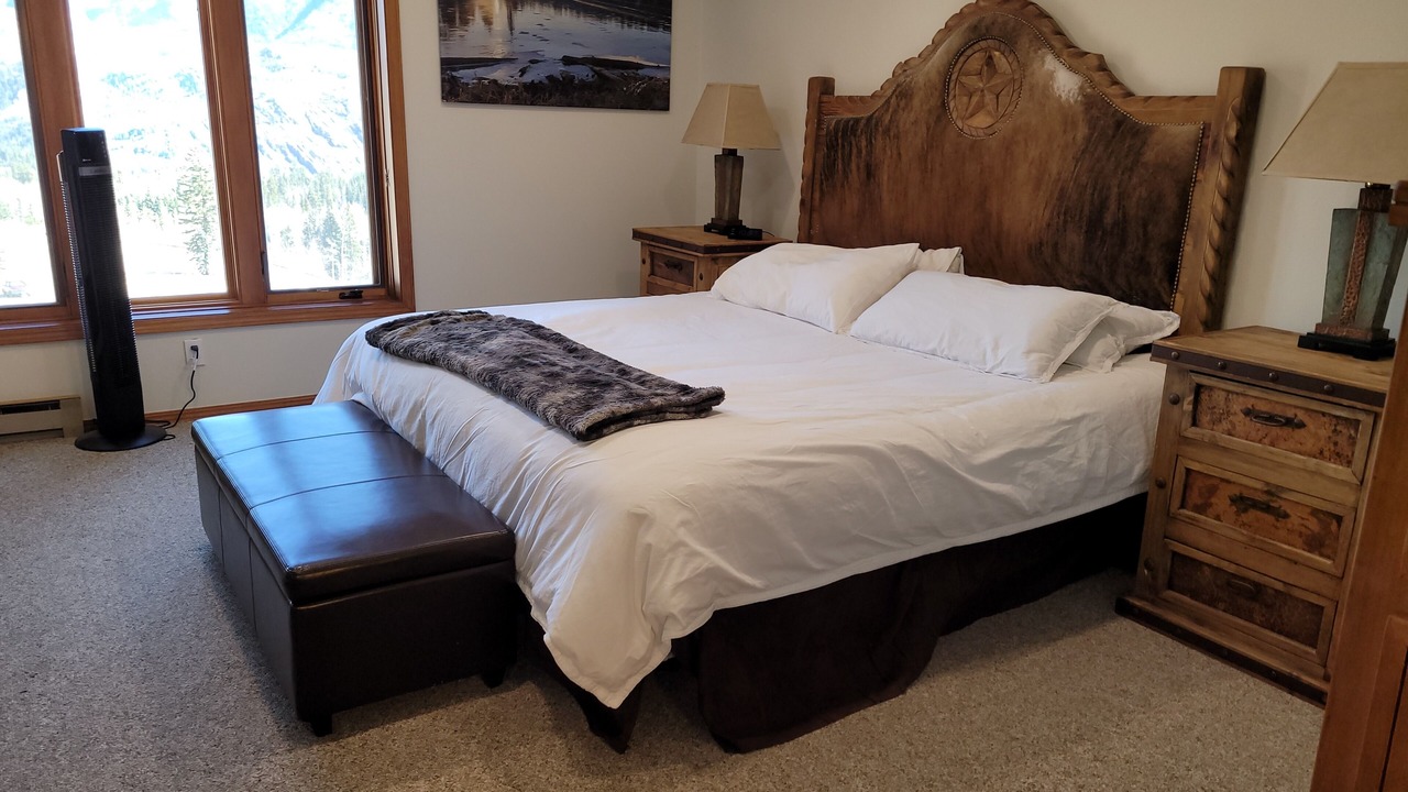 Photo of Bedroom in Purgatory