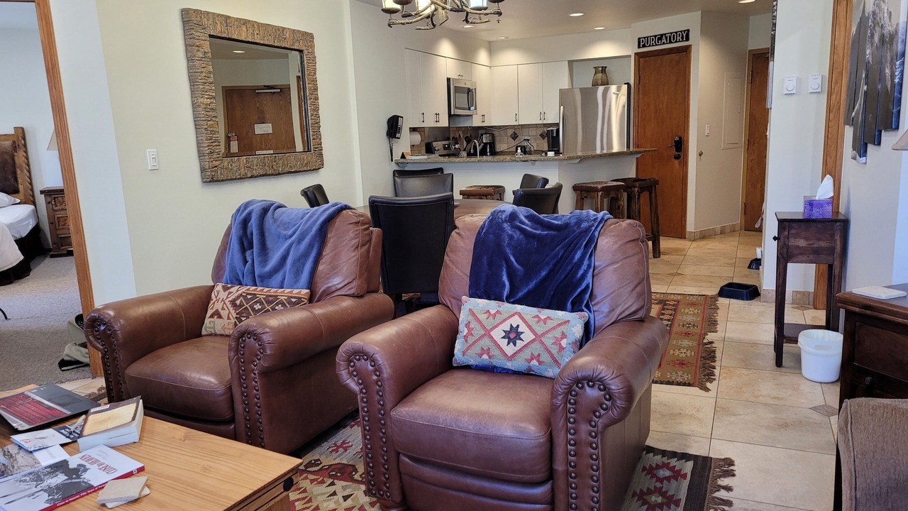 Photo of Livingroom in Purgatory