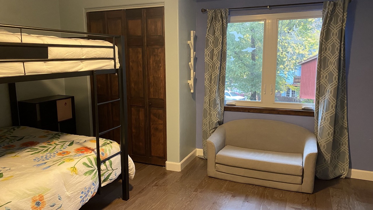 Photo of Bedroom in Glenwood Springs