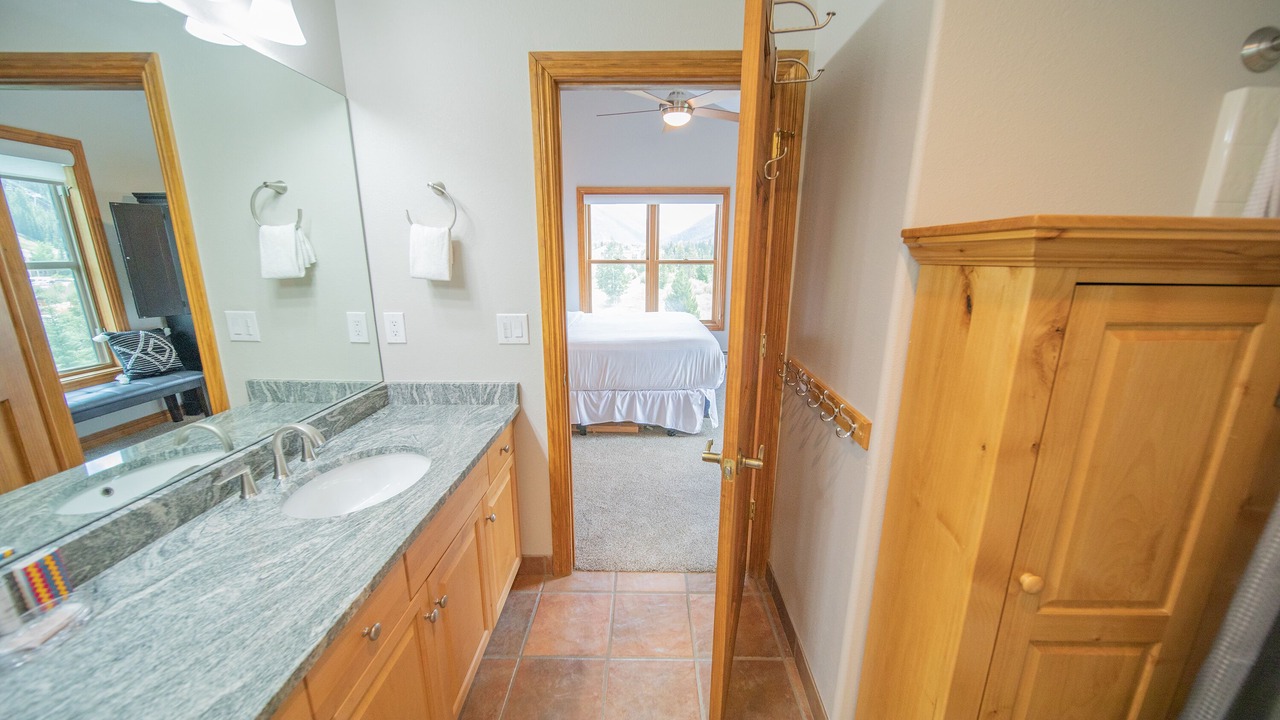 Photo of Bathroom in Mountain House
