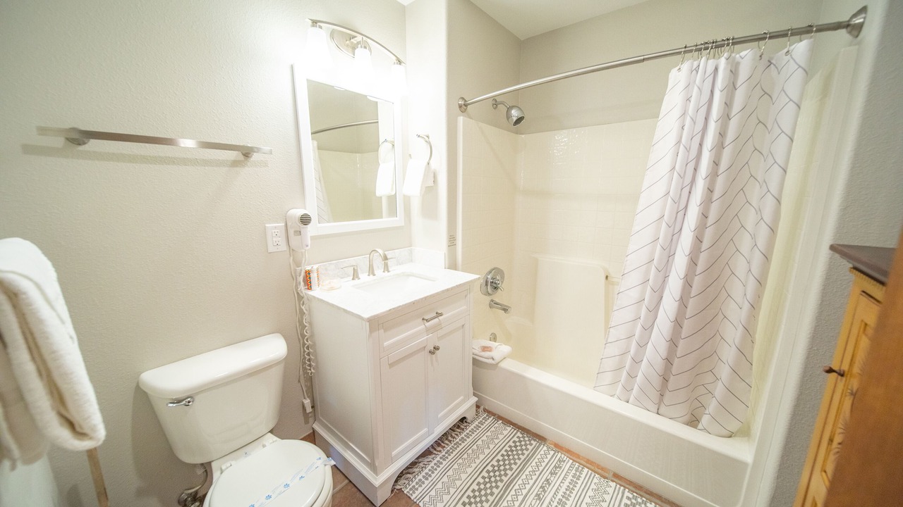 Photo of Bathroom in Mountain House