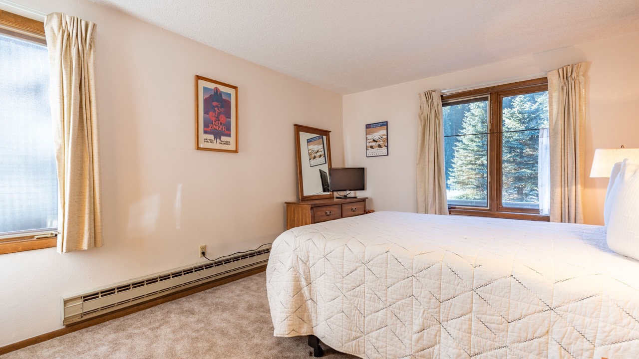 Photo of Bedroom in Copper Mountain Village
