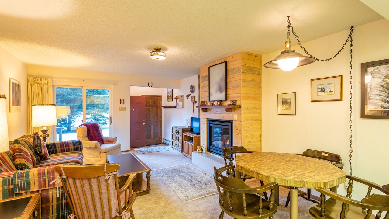 Photo of Livingroom in Copper Mountain Village