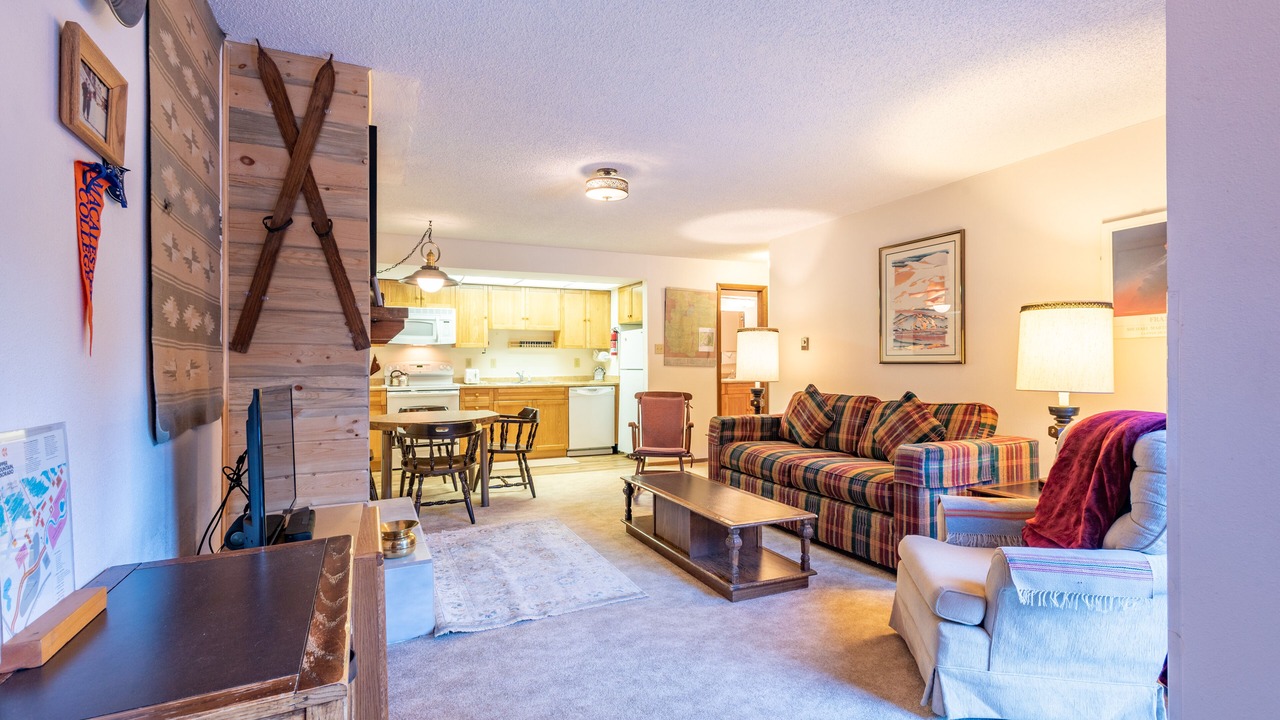 Photo of Livingroom in Copper Mountain Village