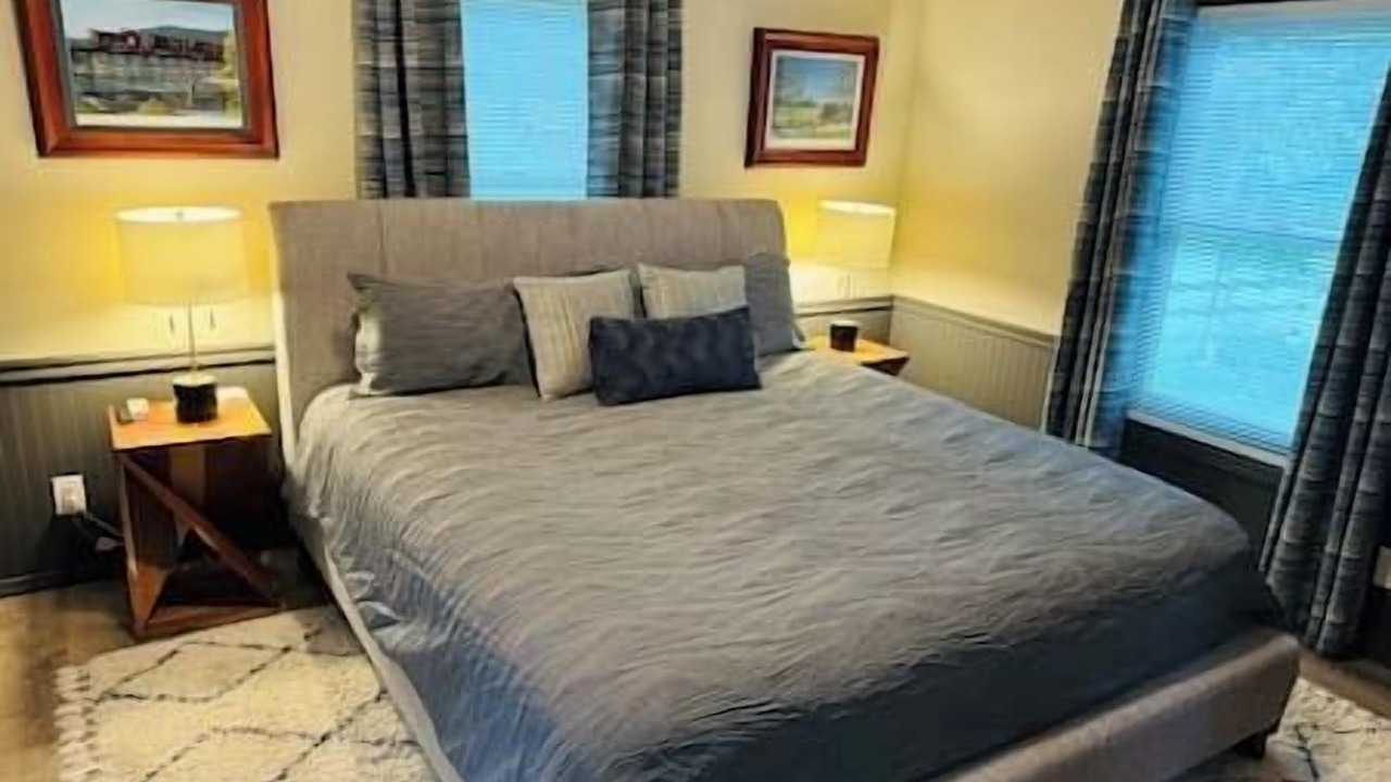 Photo of Bedroom in Glenwood Springs