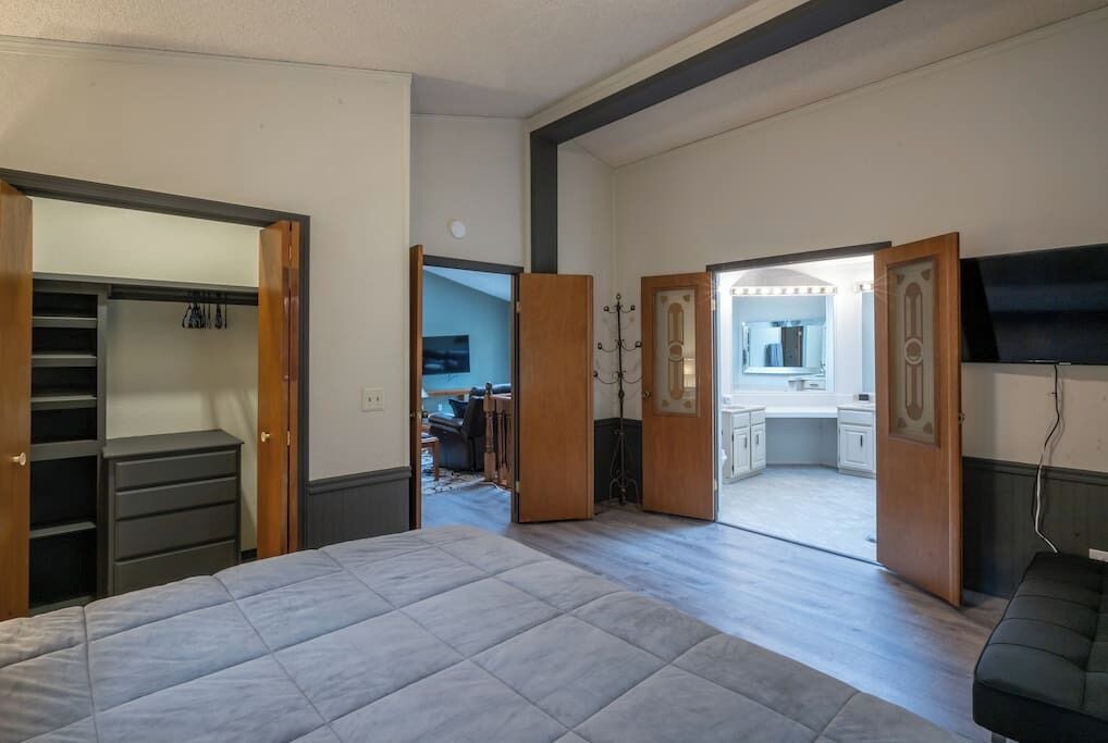 Photo of Bedroom in Glenwood Springs
