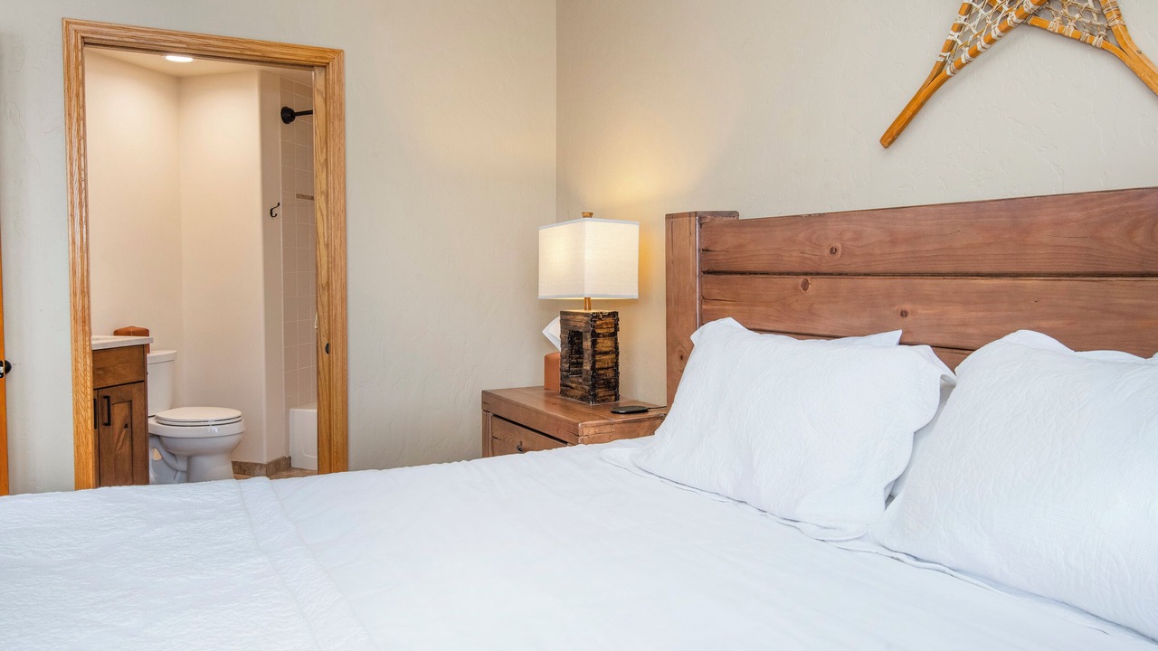 Photo of Bedroom in Avon