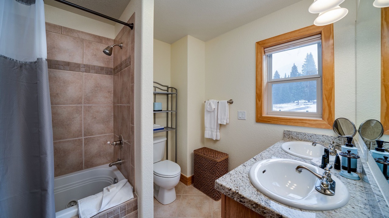Photo of Bathroom in Blue River