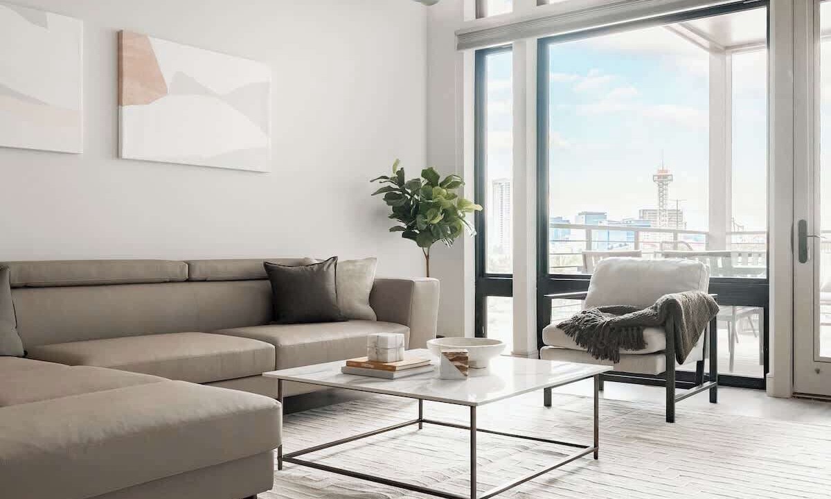 Photo of Livingroom in Jefferson Park