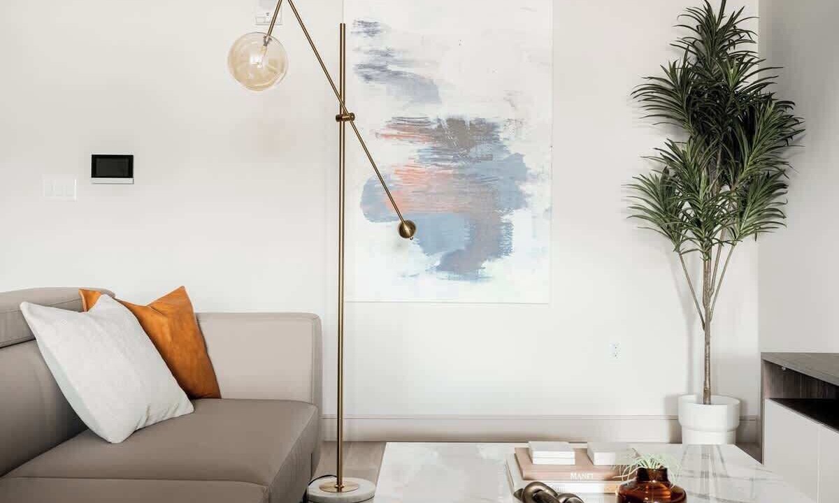 Photo of Livingroom in Jefferson Park
