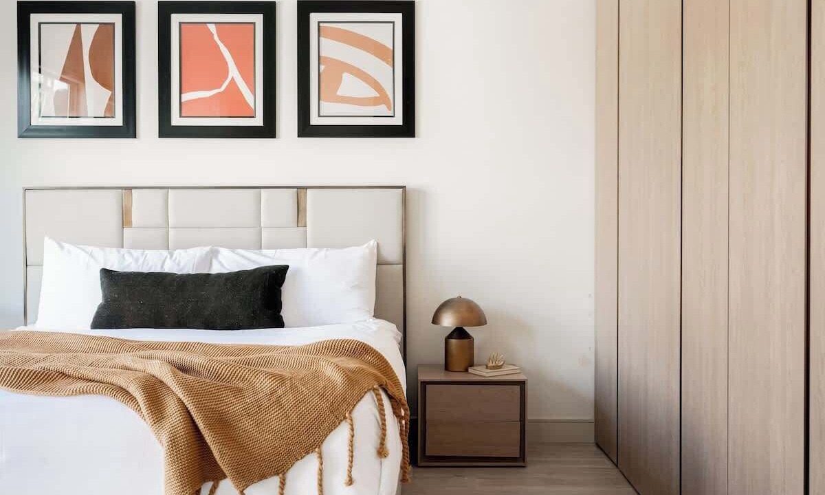 Photo of Bedroom in Jefferson Park