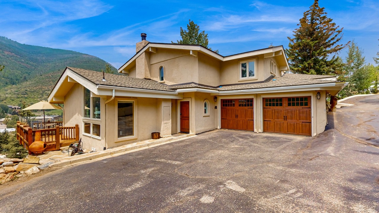Photo of Outdoor in Highland Meadows