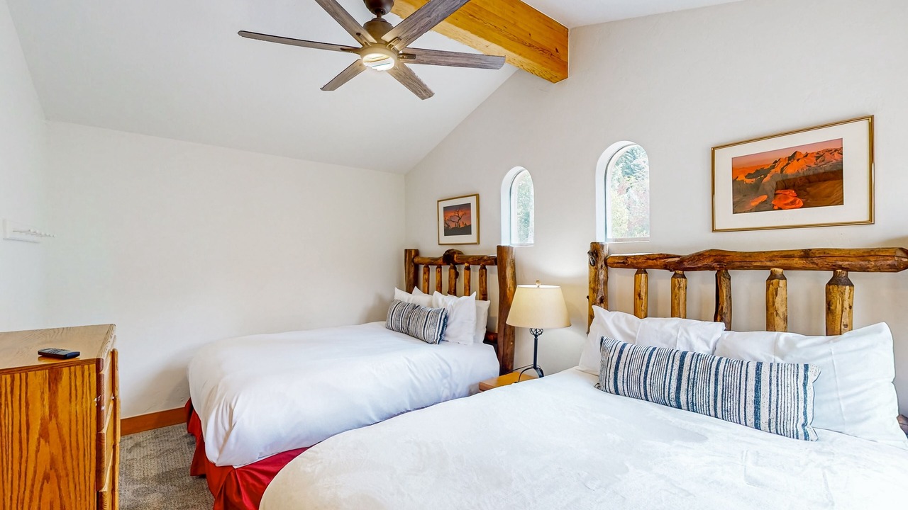 Photo of Bedroom in Highland Meadows
