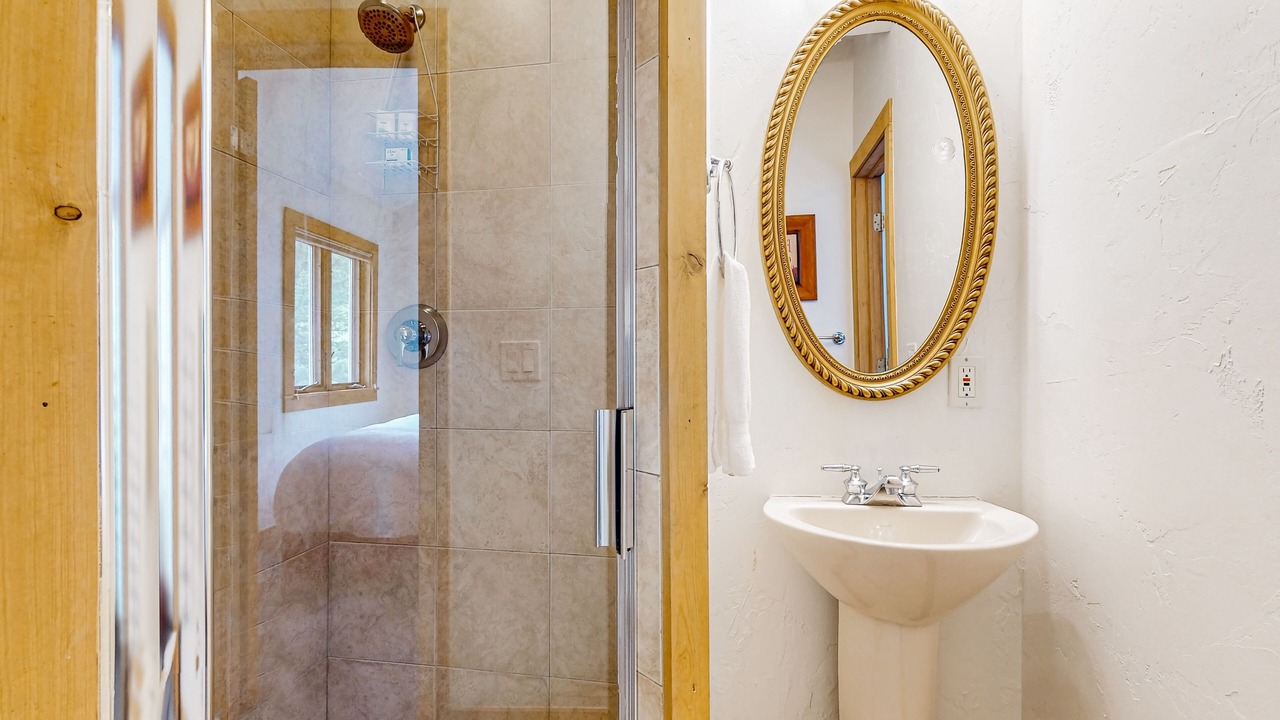 Photo of Bathroom in Highland Meadows