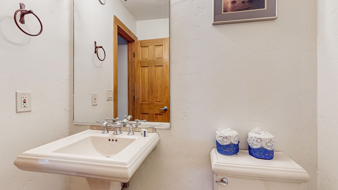 Photo of Bathroom in Highland Meadows