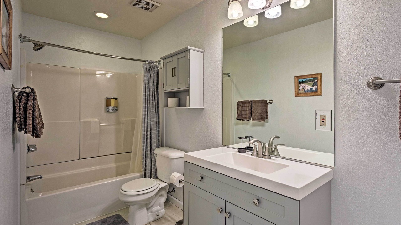 Photo of Bathroom in Edwards