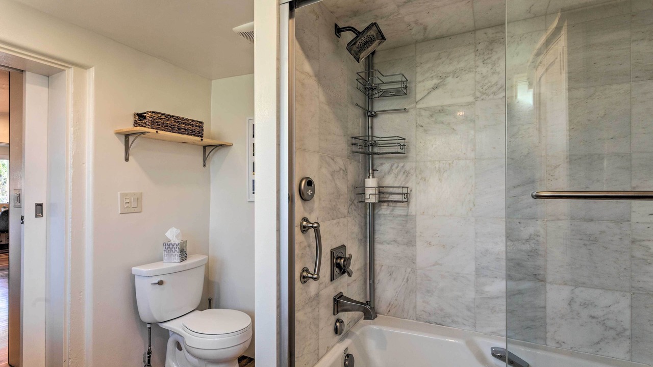 Photo of Bathroom in Carbondale
