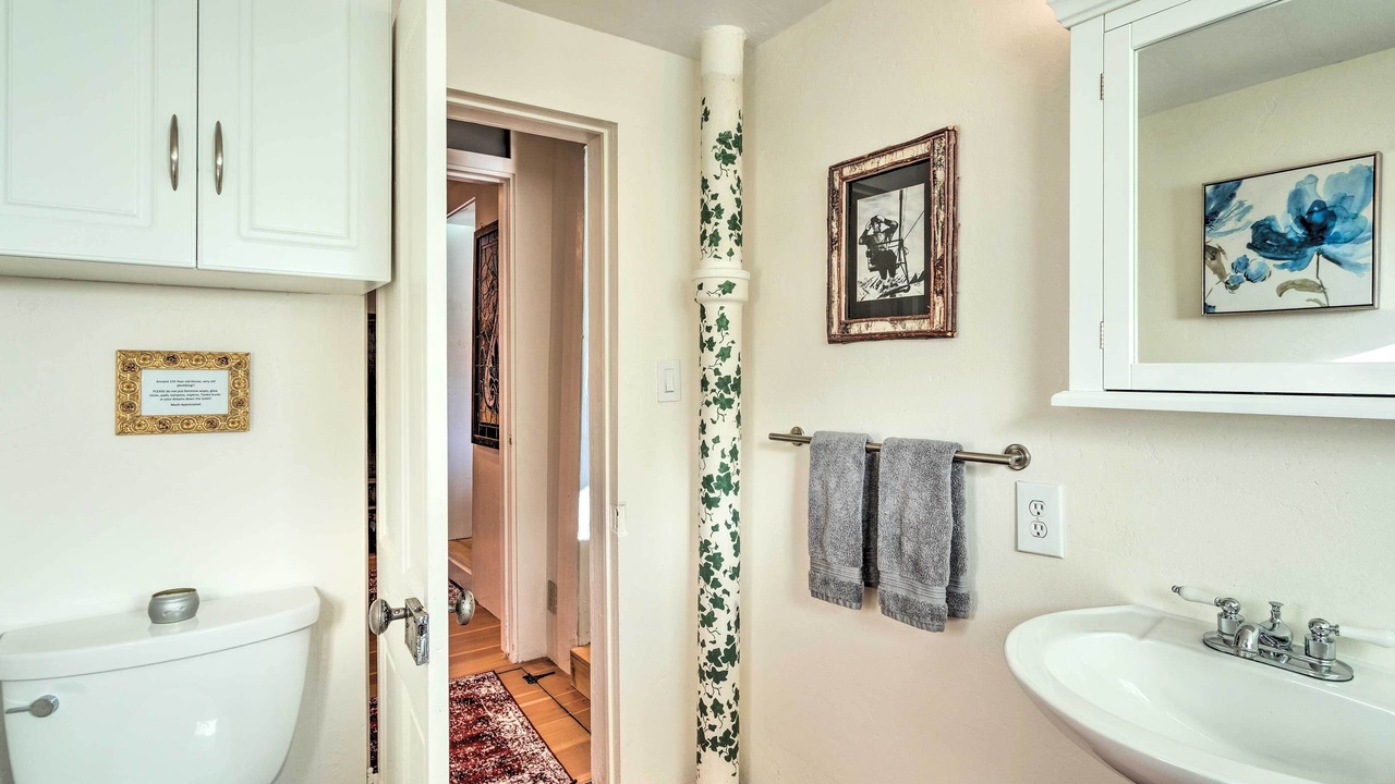 Photo of Bathroom in Carbondale