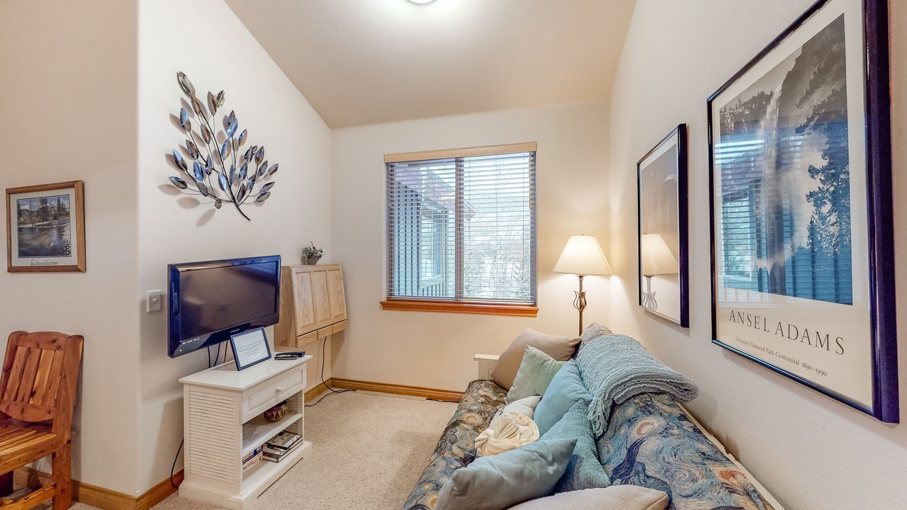 Photo of Livingroom in Willow Grove