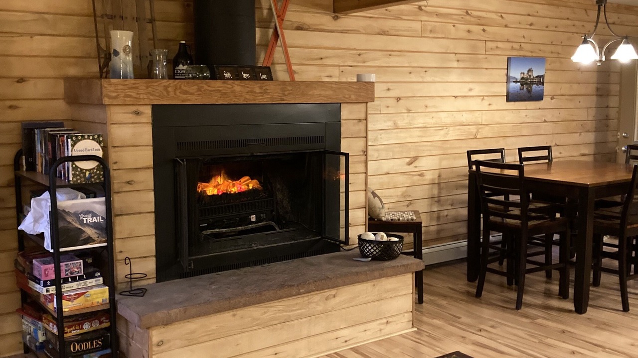 Photo of Livingroom in Summit Cove
